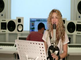 Shakira Try Everything (HD)